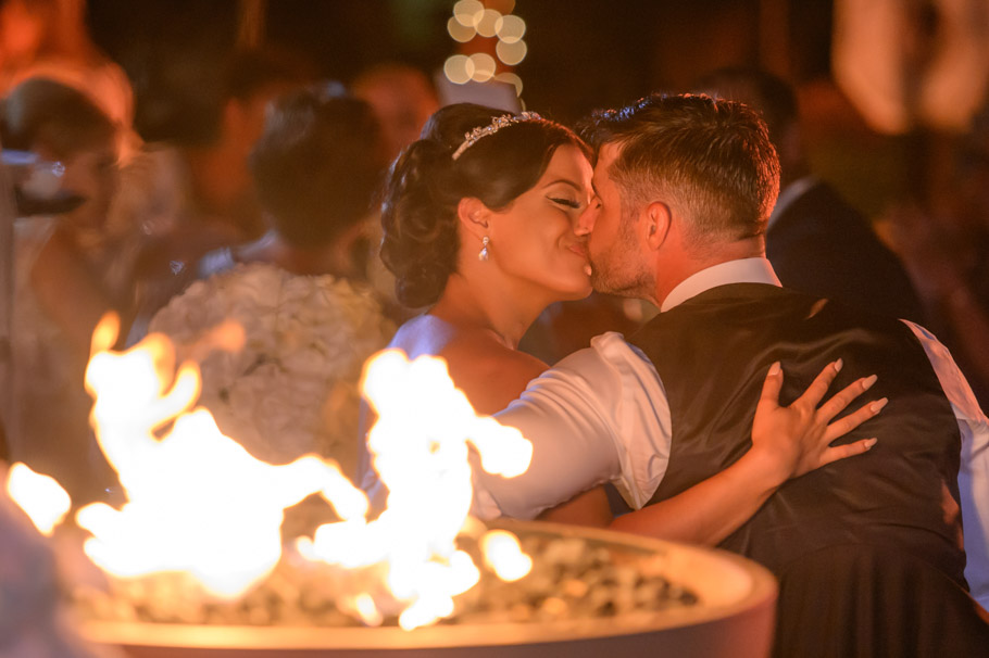 liz-marriott-aruba-wedding-039