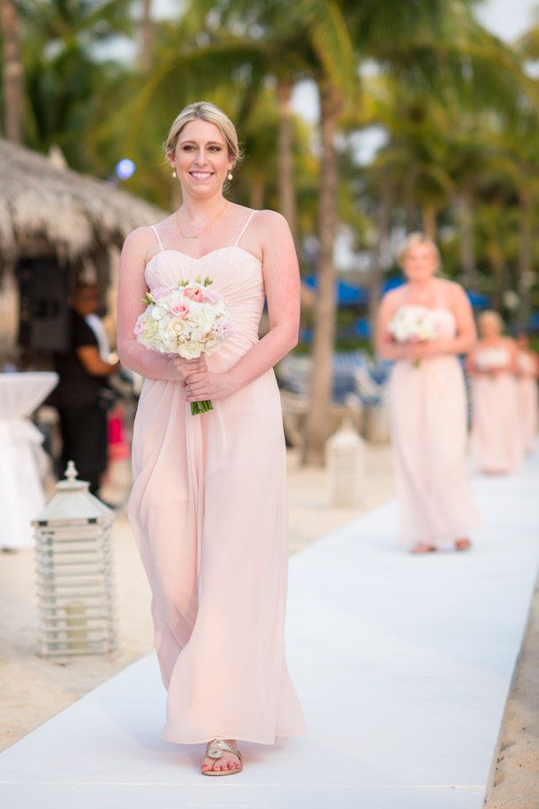 jill-hilton-aruba-wedding-017