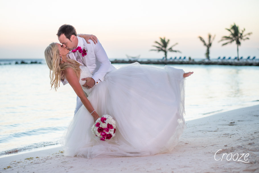 luisa-renaissance-aruba-wedding-033