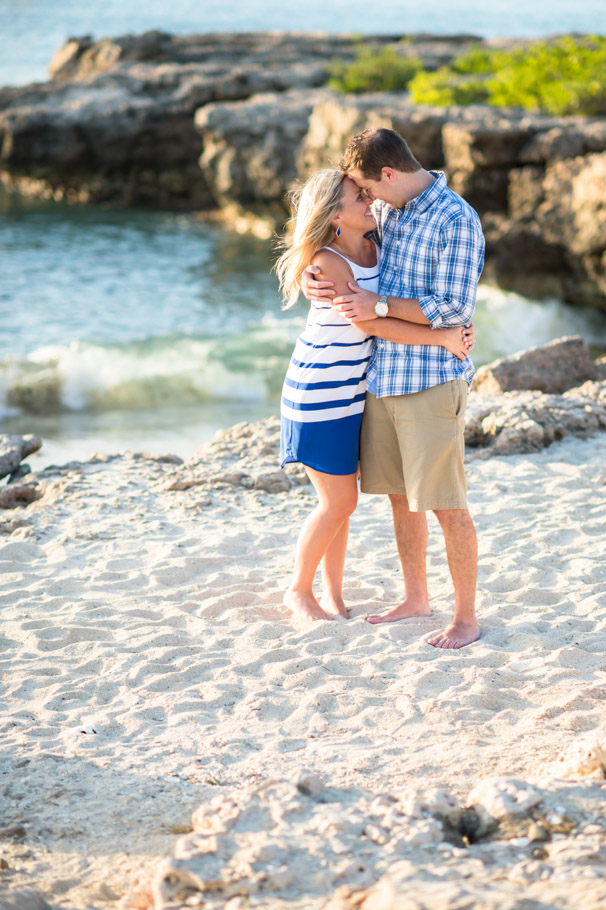 jenny-aruba-engagement-photos-005