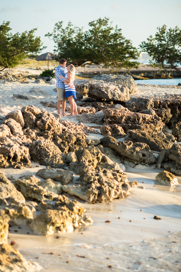 jenny-aruba-engagement-photos-007