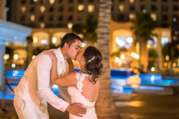 paula-riu-aruba-wedding